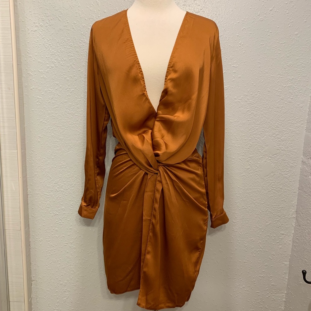 Lioness Rust Kylie Jenner Dress🧡 - Picture 5 of 8